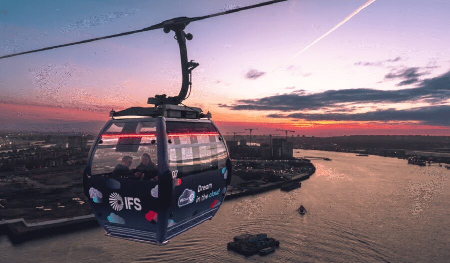 London: IFS Cloud Cable Car Champagne Experience - The Private Cabin Over the Thames: why it feels different