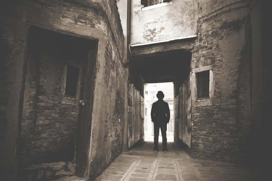 London: Jack The Ripper Walking Tour - Whitechapel and Mitre Square: where the story starts to sharpen
