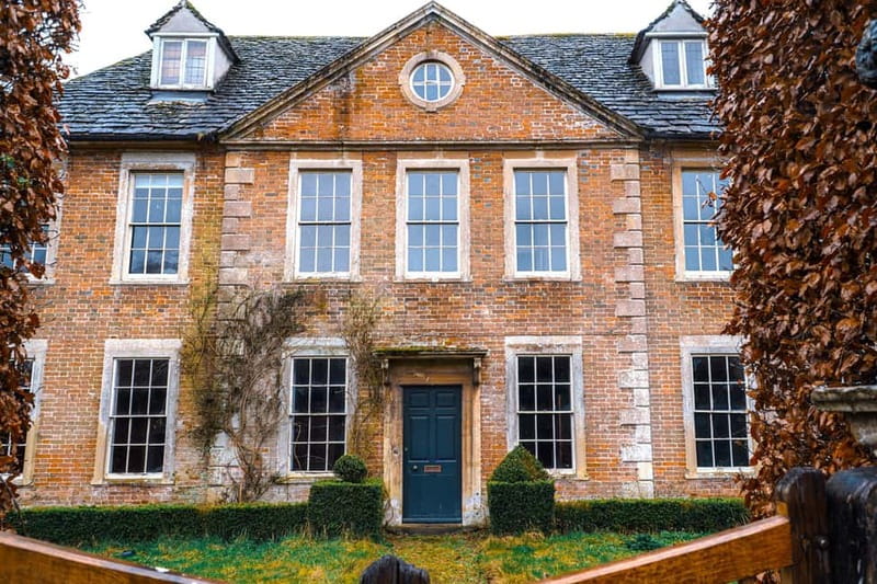 London: Lacock & The Cotswolds Harry Potter Small Group Tour - Lacock Abbey: cloisters and medieval chambers that feel cinematic fast