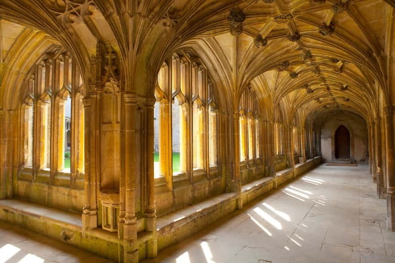 London: Lacock & The Cotswolds Harry Potter Small Group Tour - Cotswolds coach time: a scenic buffer that keeps the day realistic