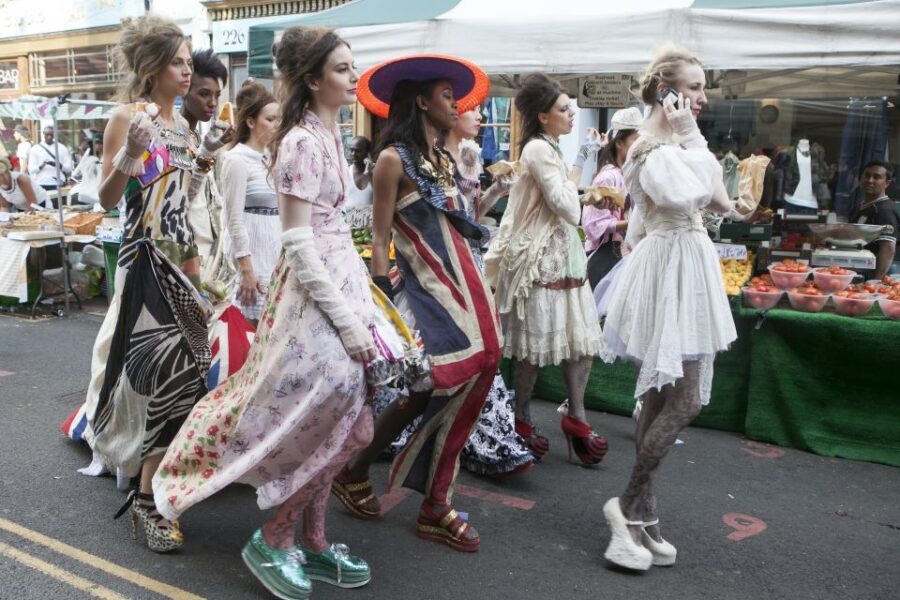 London: Markets, Street Art, and Camden Town Walking Tour - Petticoat Lane: vintage browsing with real market momentum
