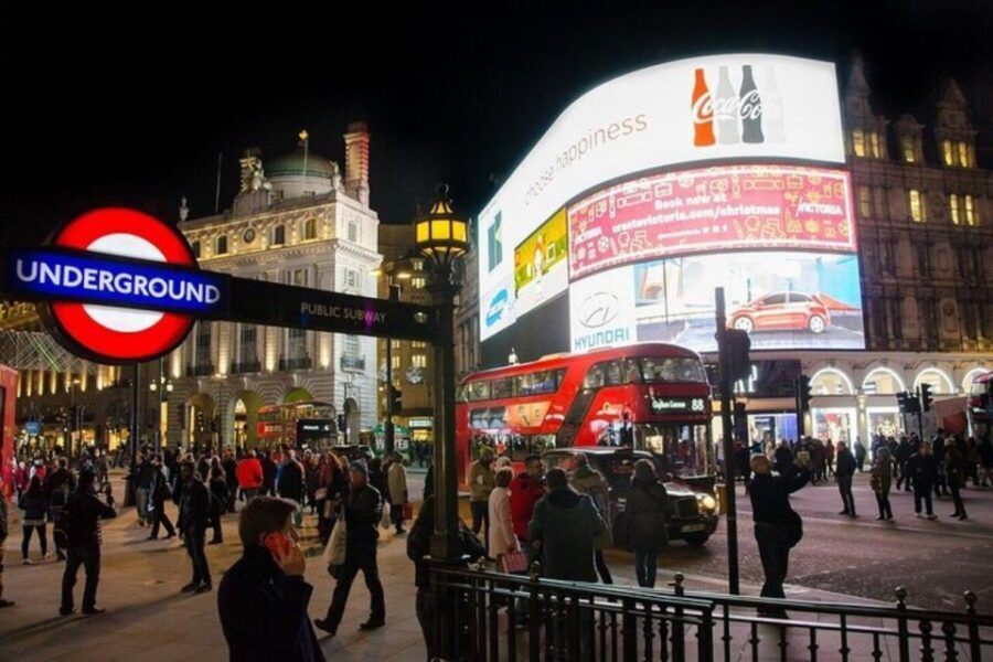 London Must-See Attractions Walking Tour with a Guide - Cecil Court to Covent Garden: turning from symbols to culture