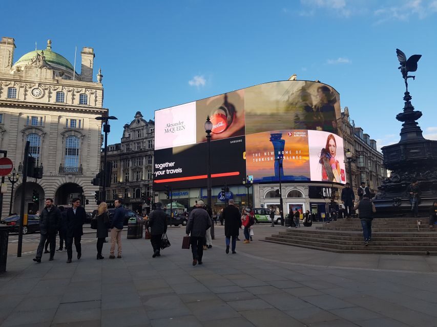 London: Private City Tour - Little Extras Along the Route: 10 Downing Street, the London Eye, and More