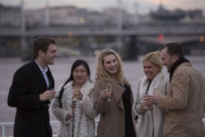 London: River Thames Evening Cruise with Bubbly and Canapés - Your Thames route: London Eye lights, Parliament glow, Tower Bridge, Canary Wharf