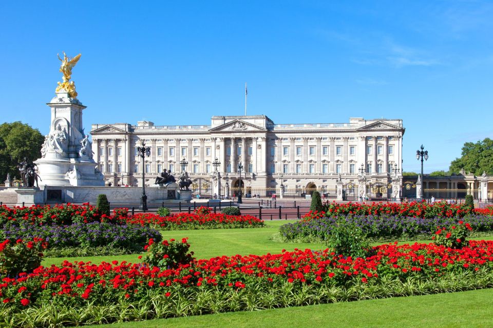 London Royal Tour - Buckingham Palace Entry - 12 guests 2,5h - A royal highlights walk that starts in Hyde Park