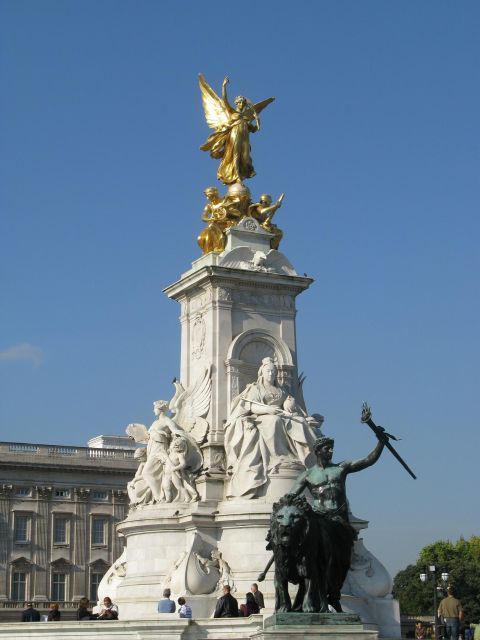 London Royal Tour - Buckingham Palace Entry - 12 guests 2,5h - Who this London Royal Tour is best for