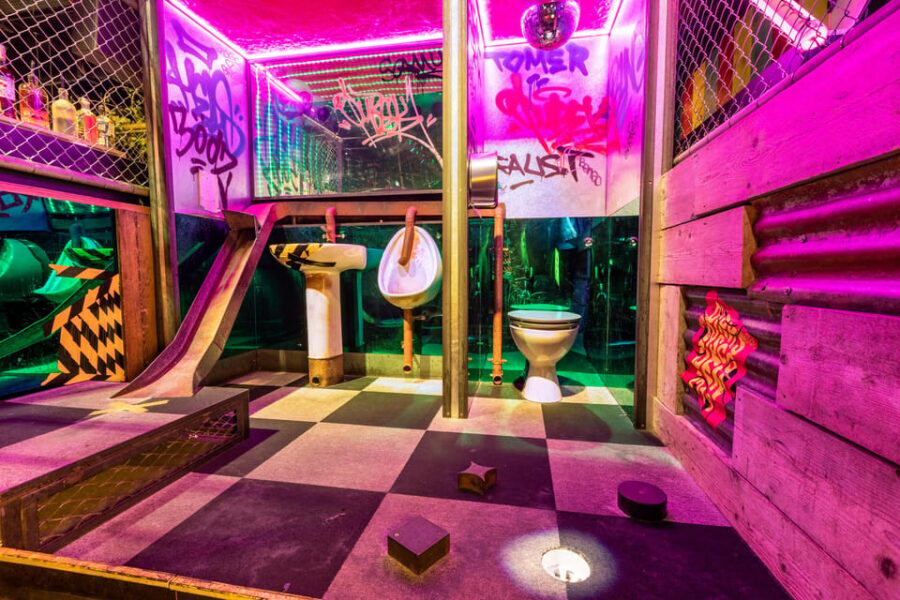 London: Shoreditch Junkyard Golf Tickets for 9 or 18 Holes - Key things I’d plan around