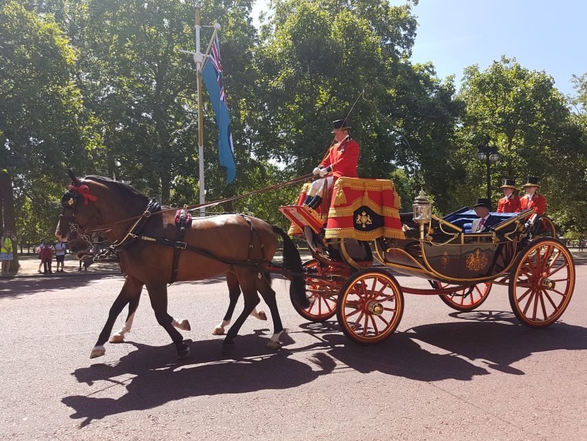 London: Thames River Cruise and 3-Hour Westminster Tour - Downing Street and Parliament Square: Seeing Power Up Close