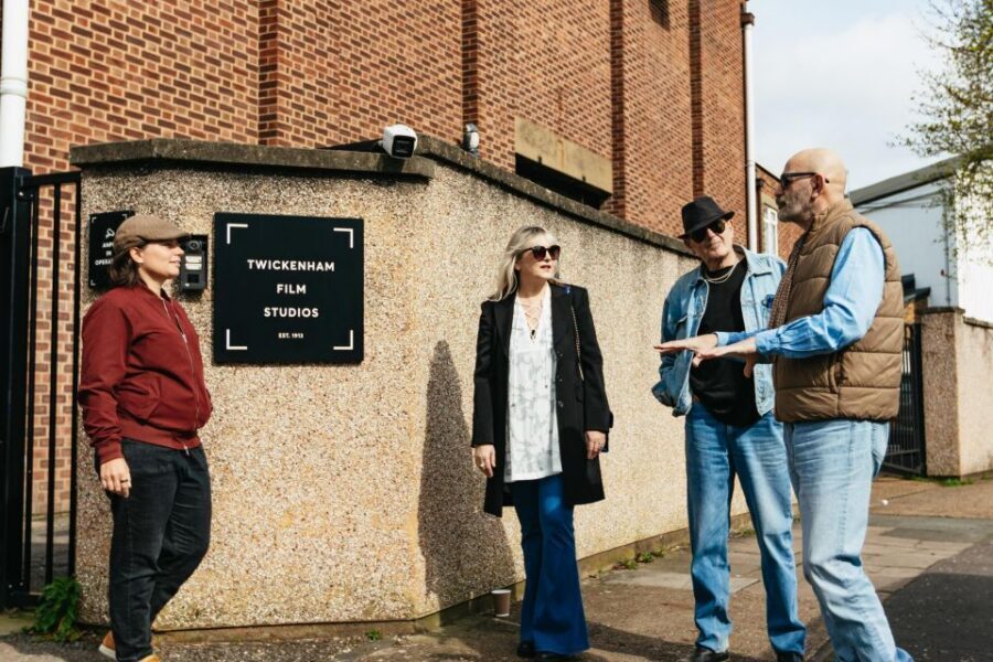 London: The Birthplace of The Rolling Stones Private Tour - Richmond Homes, Hangouts, and the Station Hotel Era