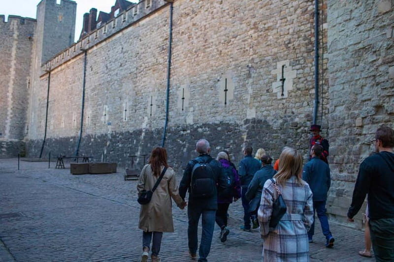 London: Tower of London After Hours Tour and Key Ceremony - Crown Jewels, royal power, and the animals once at the Tower