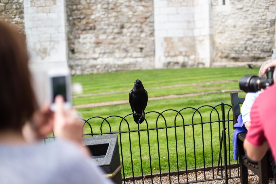 London: Tower of London Tour with Crown Jewels & Beefeaters - Tower of London in 2–2.5 hours: the real payoff