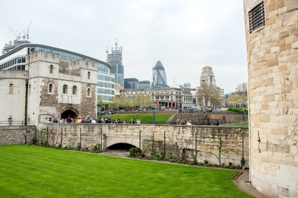 London: Vintage Bus Tour and London Eye Ticket - Vintage Routemaster + Thames + London Eye: why this combo makes sense