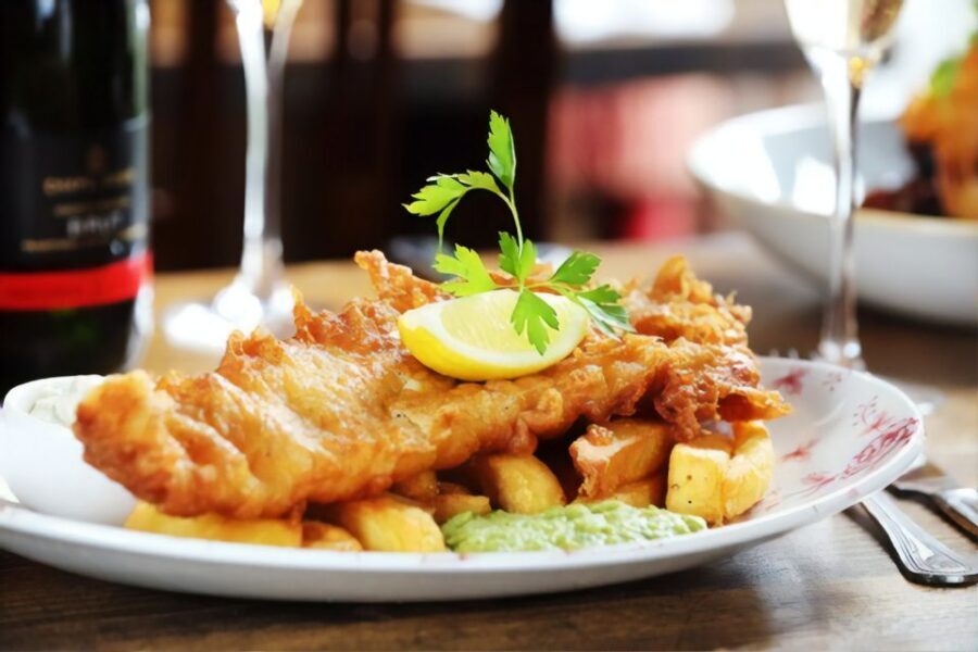 London Vintage Bus Tour, Thames Cruise, Fish & Chips - Who Should Book This Tour (and Who Should Skip It)