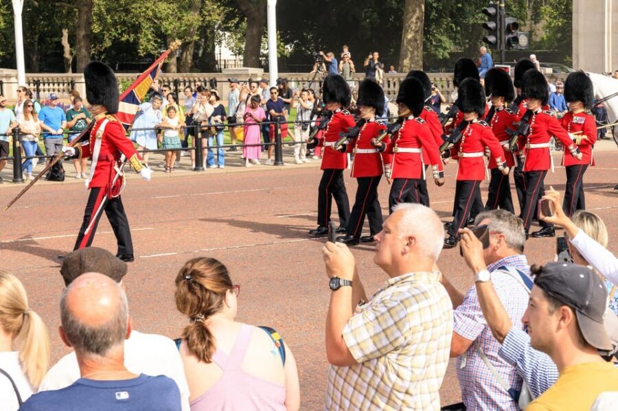 London: Walking Tour & Westminster Abbey Skip-the-Line Entry - Key points before you go