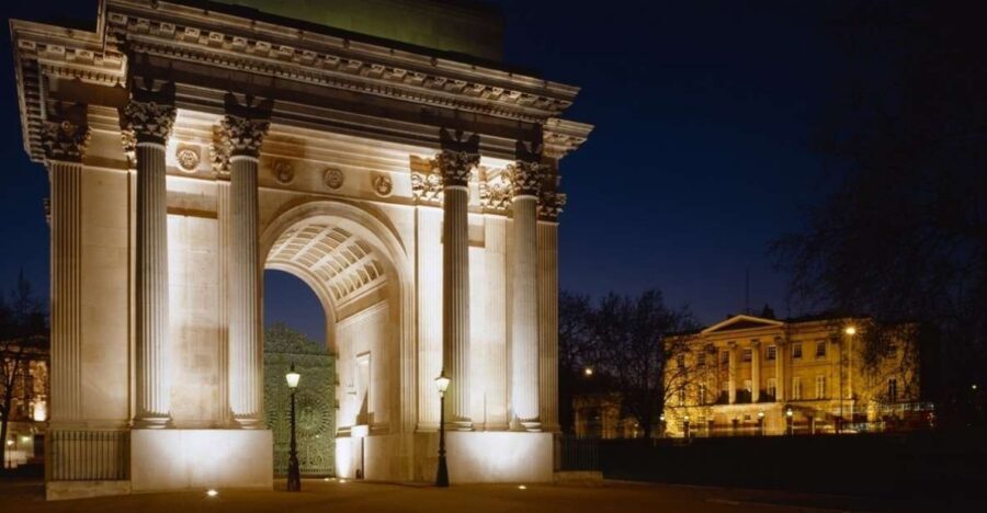 London: Wellington Arch Ticket - Wellington Arch: Victory Gate to Bronze Angel in the Middle of London