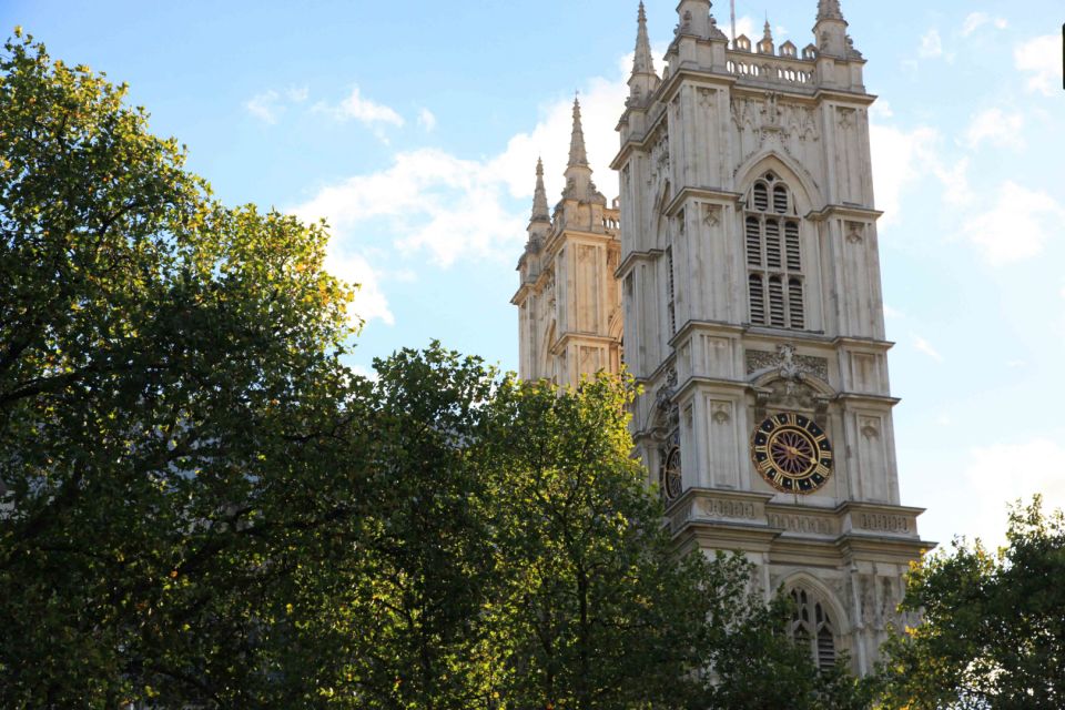 London: Westminster Abbey Priority Access & Guided City Tour - Changing of the Guard: What the Private Upgrade Adds