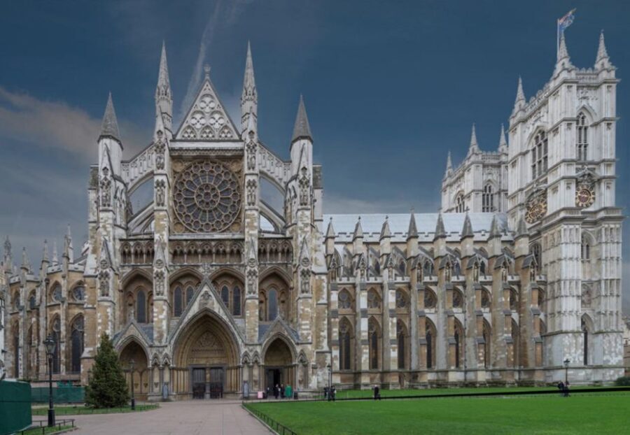 London: Westminster Walking Tour and Visit to Kew Gardens - Starting at The Ritz and Getting Oriented in Westminster