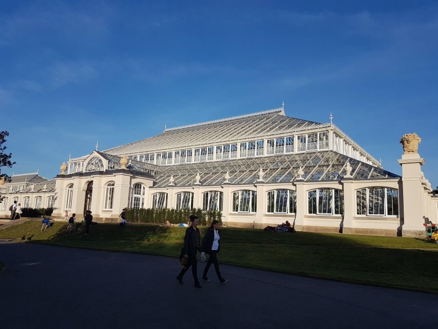 London: Westminster Walking Tour and Visit to Kew Gardens - Kew Gardens in about 2 hours, plus staying time