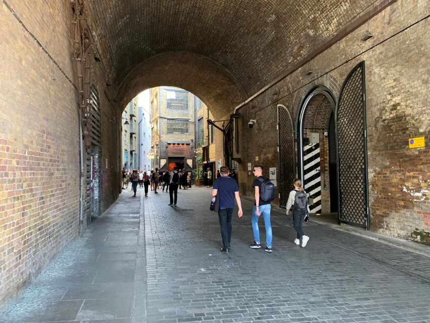 Magical Movies: London Harry Potter Tour - Stop-by-stop: from Diagon Alley vibes to Borough Market payoff