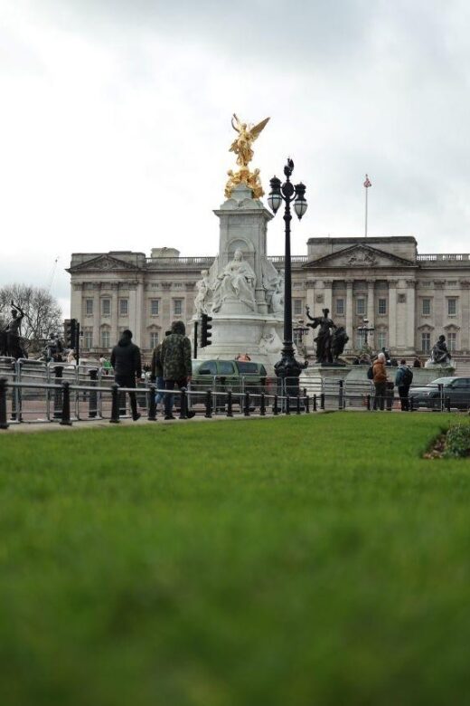 Majesty in Motion: Exploring Westminster's Royal Legacy - St James’s Park and Horse Guards Parade at Whitehall: the calm in between