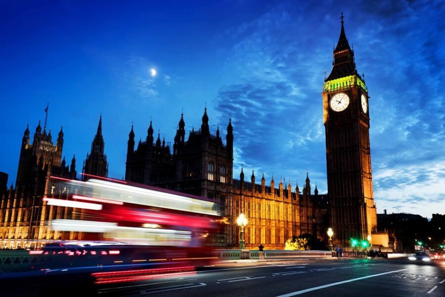 Night Photography Tour in London - Key things that make this night shoot work