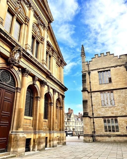 Oxford: City & University Tour with College entry included - St John’s College, Balliol College, and Exeter College: the Oxford “world inside” tour