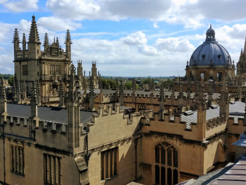 Oxford: CS Lewis and JRR Tolkien Walking Tour - Where the tour starts: Oxford city center, ready to walk