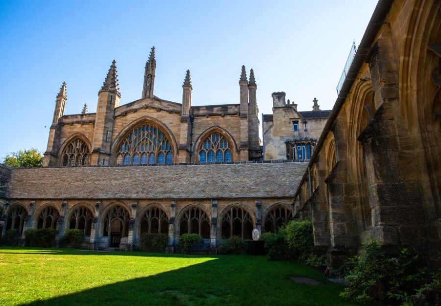 Oxford: Harry Potter Walking Tour Including New College - New College entry: walking through the movie-inspired atmosphere