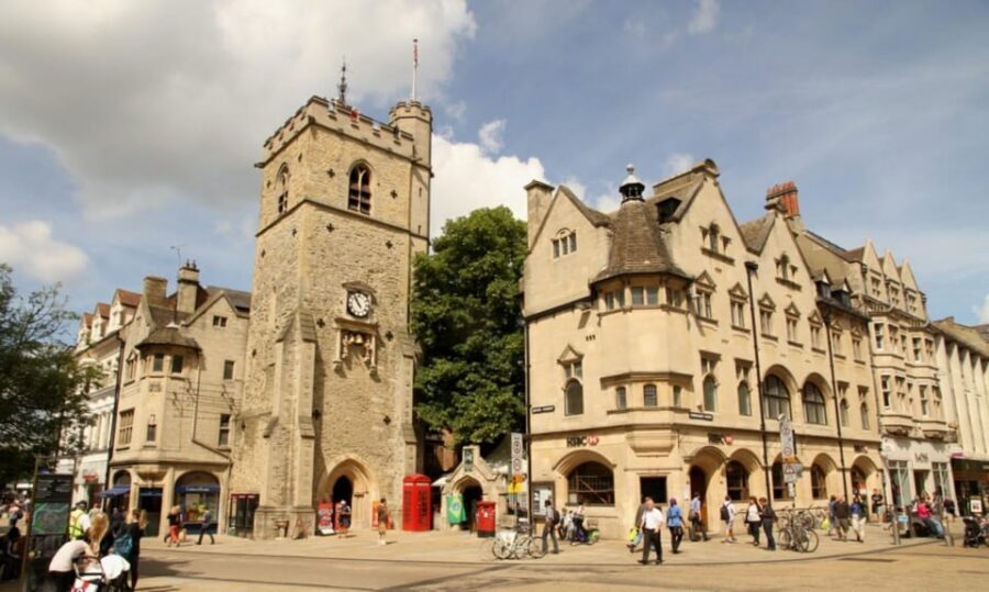 Oxford: Historic Pubs & Taverns Guided Walking Tour - Price and time: is $20 a good deal for Oxford?