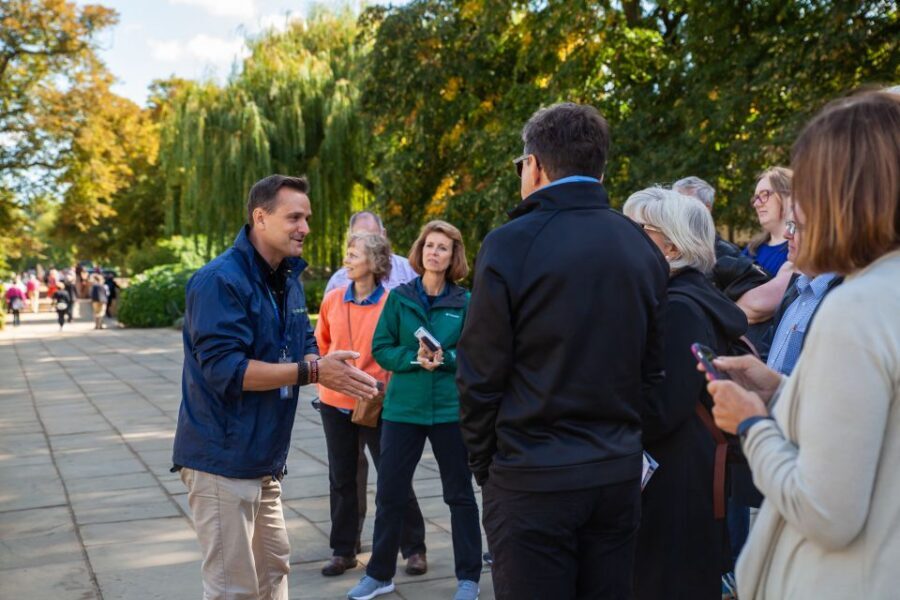 Oxford: Private Walking Tour with University Alumni Guide - The Sheldonian Theatre and Divinity School: where performance meets power