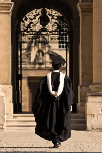Oxford University: Guided Small Group Walking Tour - Why this small-group walk makes Oxford feel understandable