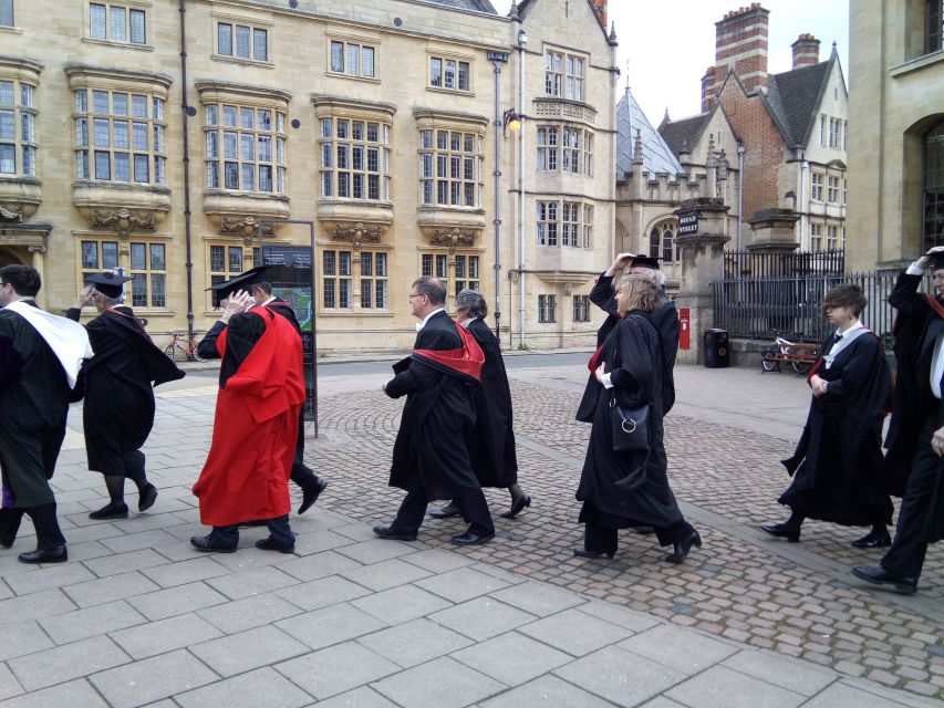 Oxford University: Guided Small Group Walking Tour - How many colleges you’ll actually see (and why it’s still worth it)