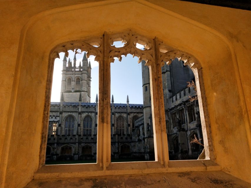 Oxford University: Guided Small Group Walking Tour - Inside access: the Divinity School Harry Potter connection