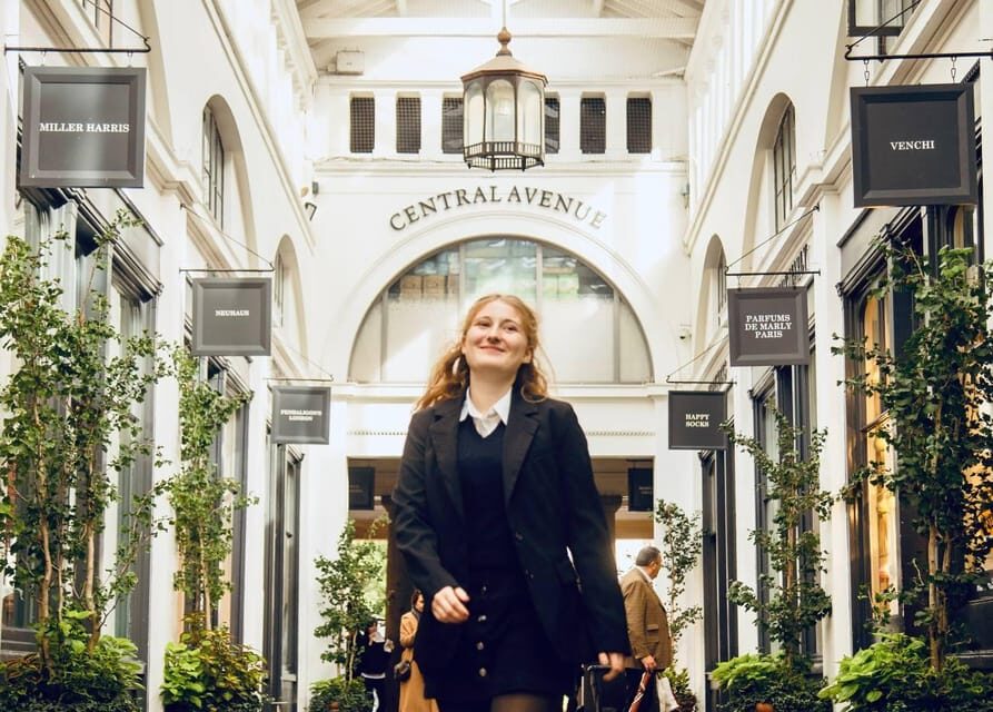 Photoshoot at Notting hill,Covent Garden,St Paul Cathedral - Key highlights to know before you book
