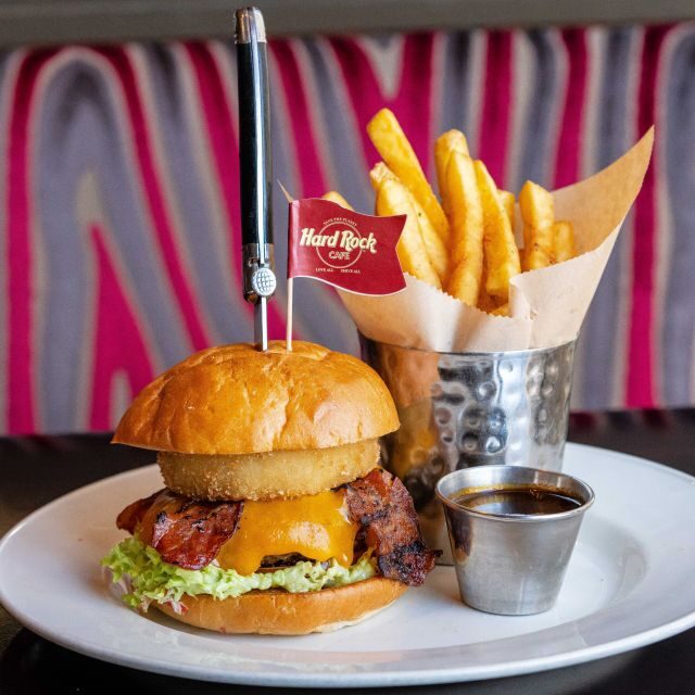 Picadilly Circus: Hard Rock Cafe Set Menu Lunch or Dinner - Pick your set: Acoustic (2-course) vs Electric (3-course)
