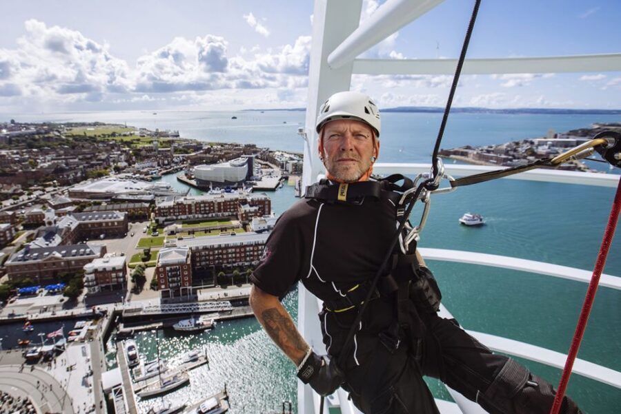 Portsmouth: Spinnaker Tower Abseiling Experience - Check-in at the Spinnaker Tower reception: your first “okay, this is happening” moment