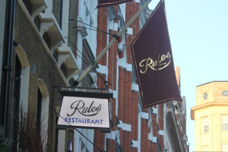 Private James Bond Fictional & Film Spy Tour of London - Rules, London’s Oldest Restaurant: Where Spies Meet Stagecraft