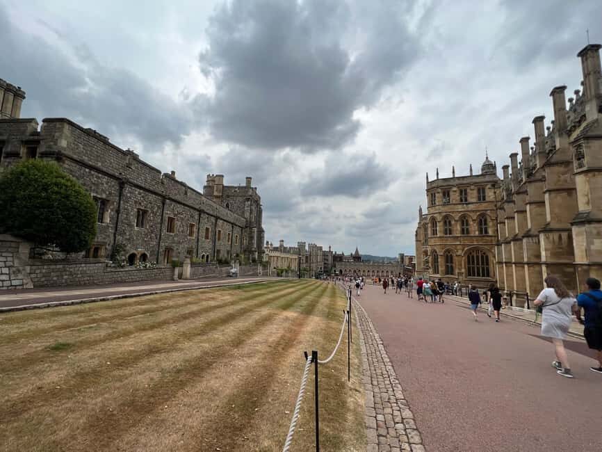 Private trip to Windsor Castle and Stonehenge - Inside Windsor Castle and St. George’s Chapel in your 2-hour window