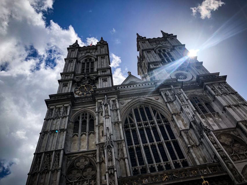 Royal London: from Tudors & Stuarts to Windsors Walking Tour - The Henry VIII to Charles I Thread: Weddings, Power, and Punishment