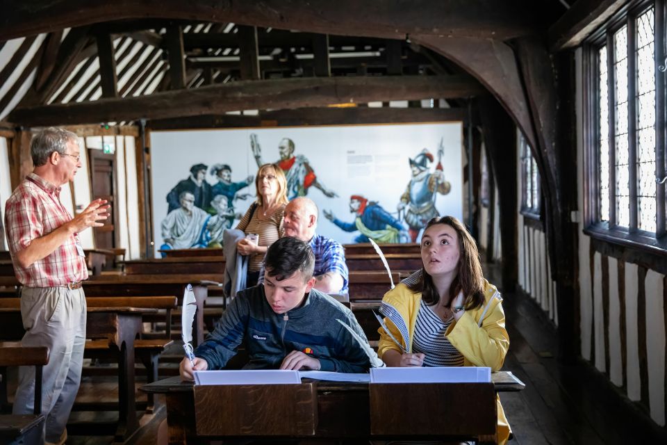 Shakespeare's Schoolroom and Guildhall Entrance Tickets - Dressing up and playing Tudor games