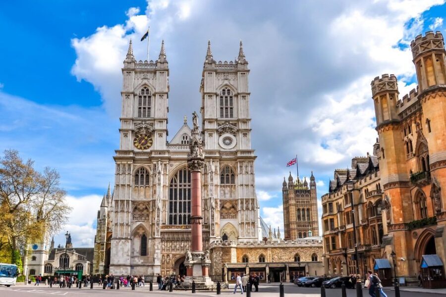 Skip-the-Line London Westminster Abbey Guided Tour in German - Practical tips so the day runs smoothly