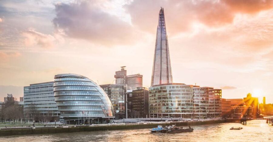 Skip-the-line View from The Shard & Private Tour of London - Why this private City of London + The Shard combo feels efficient