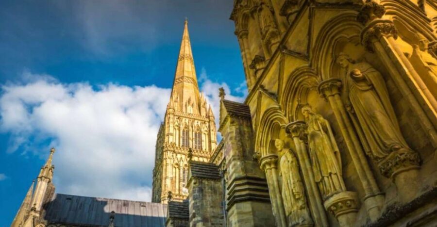 Southampton: Transport to London with 3 Sightseeing Stops - The Southampton to London “highlights loop” that saves energy