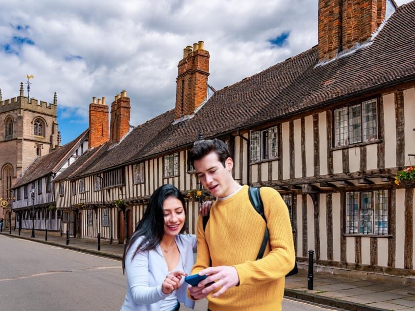 Stratford-upon-Avon: City Walking Tour & Exploration Game - River Avon Time: scenic walking with stories that pop up