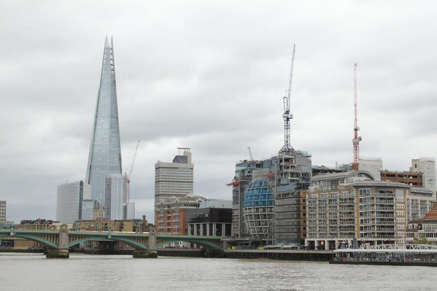 Tate Modern Tour | Semi-Private Experience - The itinerary in plain English: photo stop, guided visit, return
