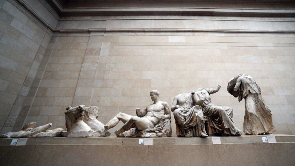 The British Museum London: Private Guided Tour - 3 hour - The guided approach inside: getting context, not just photos
