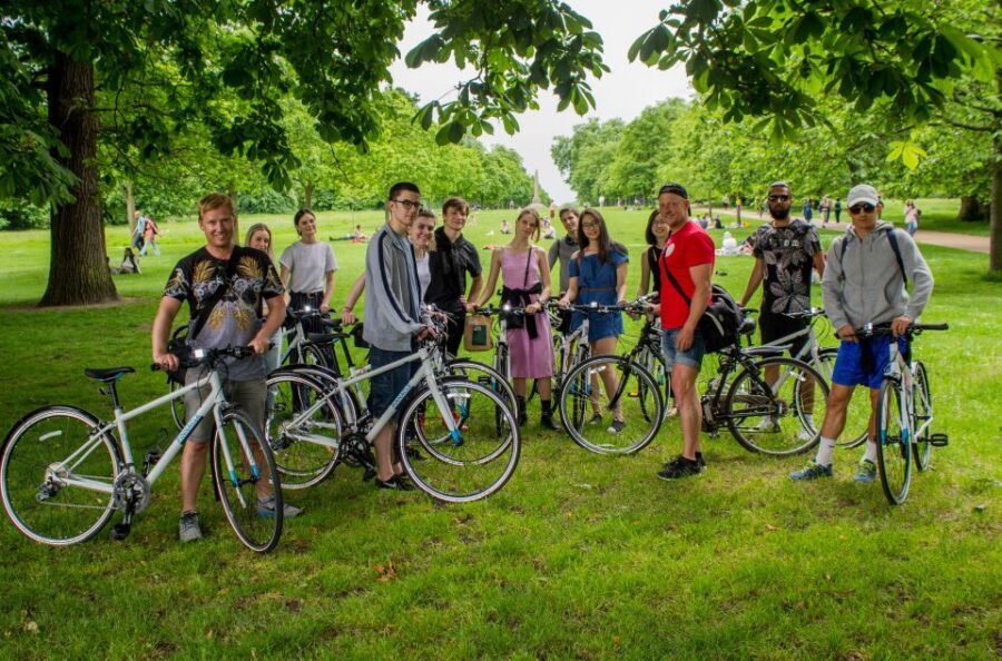 The London "Big Six" and a Pub. 5.5 hour tour - Your Bike Setup: Light Gears, Helmet On, No Drama