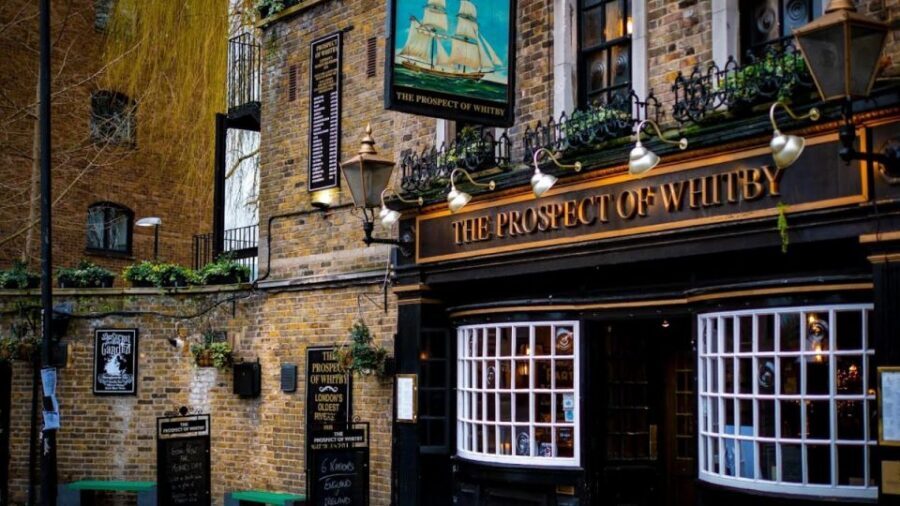 The London Historic Pubs Tour - Who should book this London Historic Pubs Tour