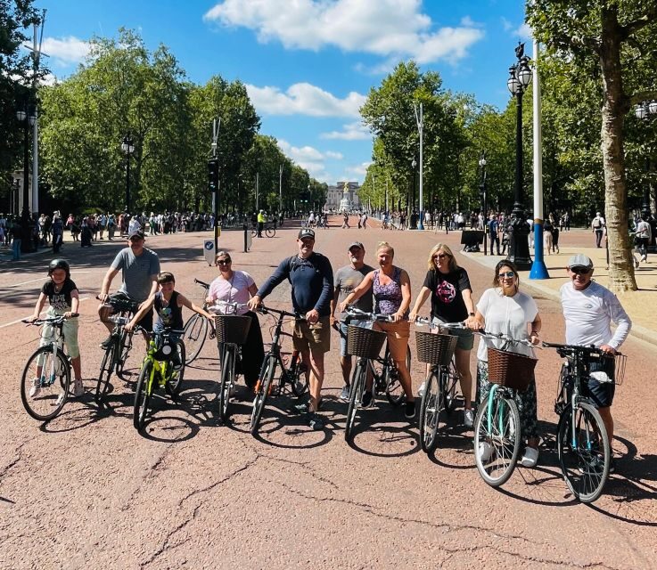 The Royal Express, 2.5 hour tour - Hyde Park at an easy pace: lake views to Apsley House