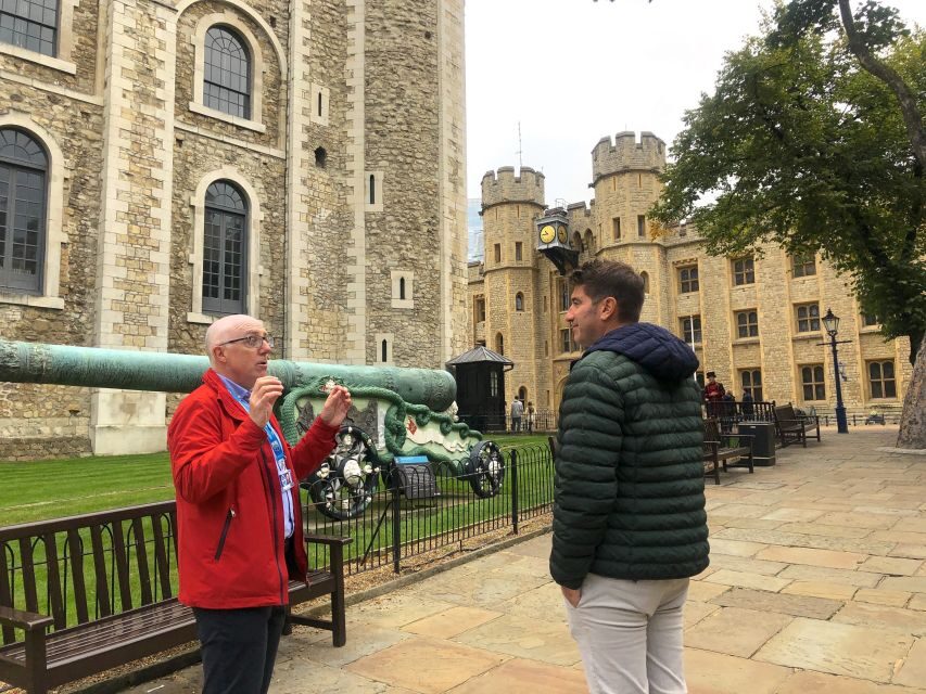 Tower of London: Early Access with Crown Jewels & Beefeaters - The Beefeater Opening Ceremony: military precision with a wink